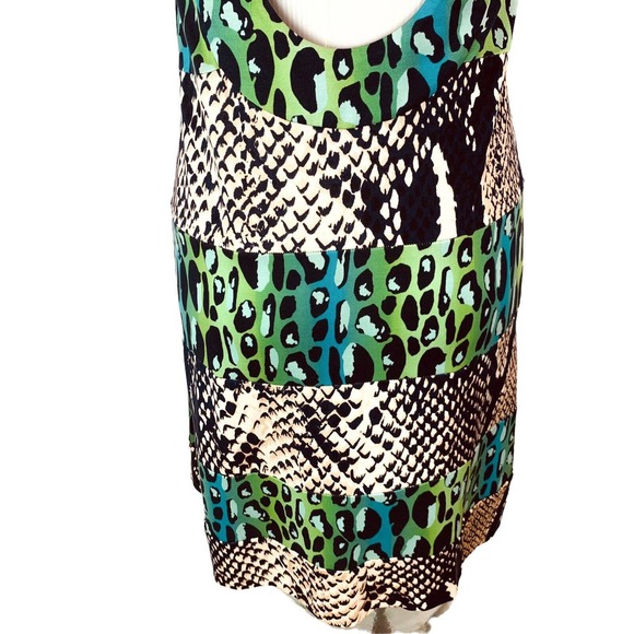DIANE Von FURSTENBERG 100% Jersey Silk Animal Print Dress Stretch Open Back Sz 4 - Picture 8 of 12